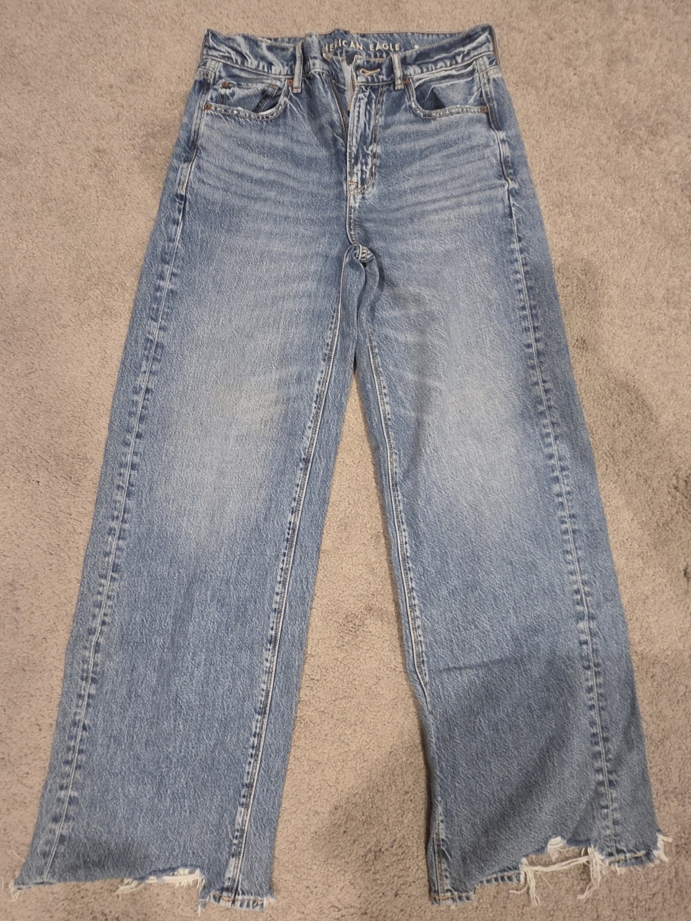 American Eagle Outfitters Light Blue Straight-Leg Women Jeans